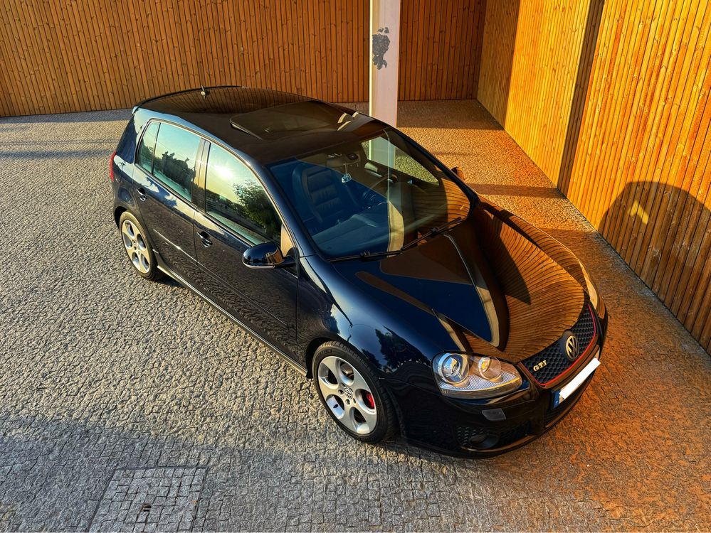 VW Golf V GTI 2.0 TFSI 200cv DSG - Desde 203€ Mês