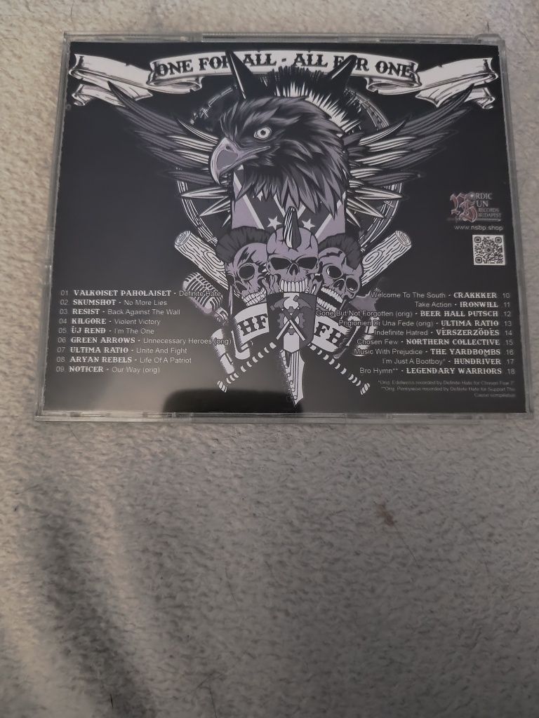 Legendary Warriors - A Tribute To Definite Hate skinheads skinhead cd