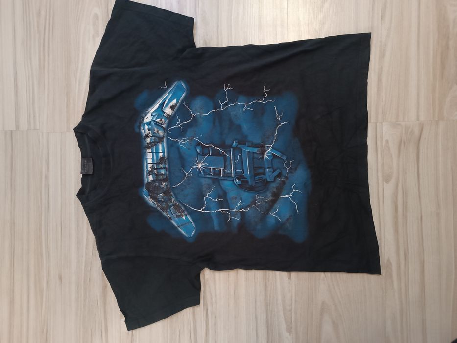 Продам футболку Metallica