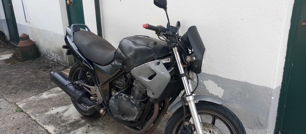 CB 500  Impecável