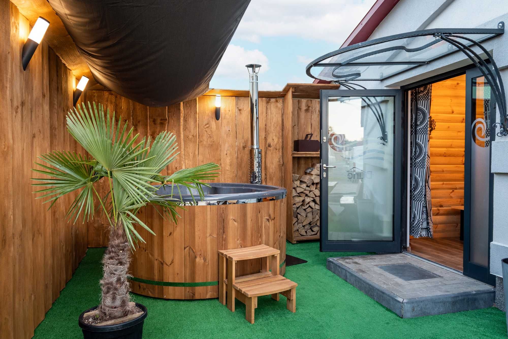 Domek  z Jacuzzi nad morzem  WOLNY od 26.08 Łeba Ruska Bania Sauna