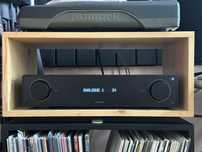 підсилювач Arcam A15