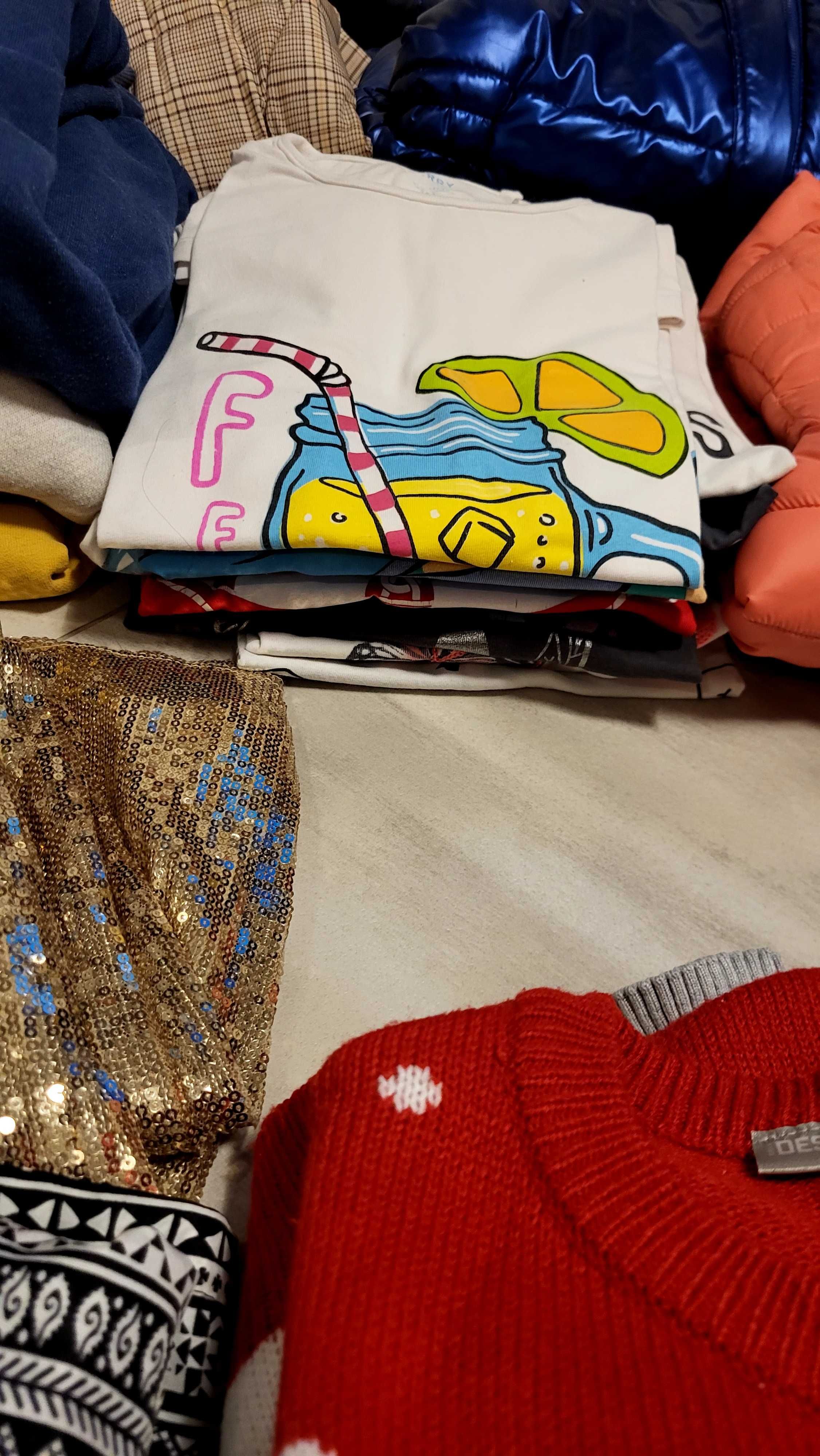 Zestaw ubrań ubranek dla dziewczynki 146 do XS.