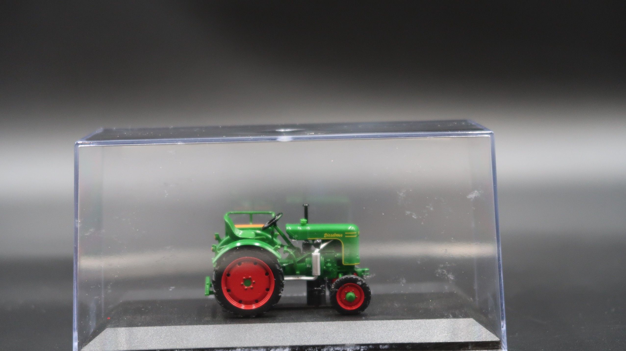 1:43 Hachette Traktor 1956 Fendt Dieselross F15 H6  model nowy