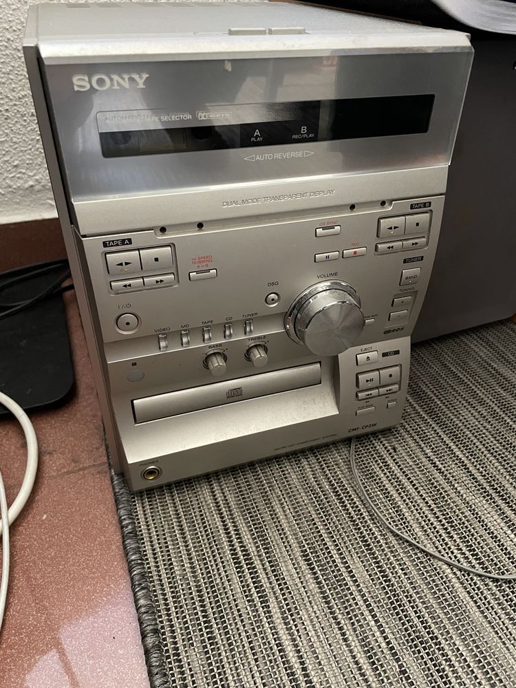 Aparelhagem Sony CMT-CP2W com Colunas