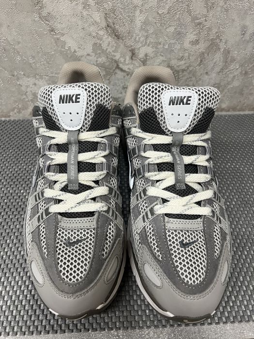 Кросівки Nike р. 42