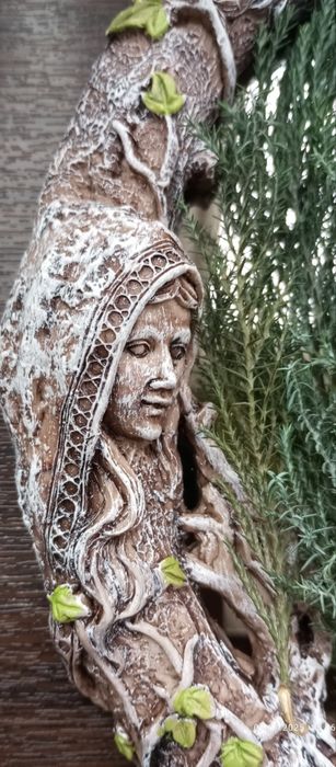 Зеркало Триединой Богини Викка