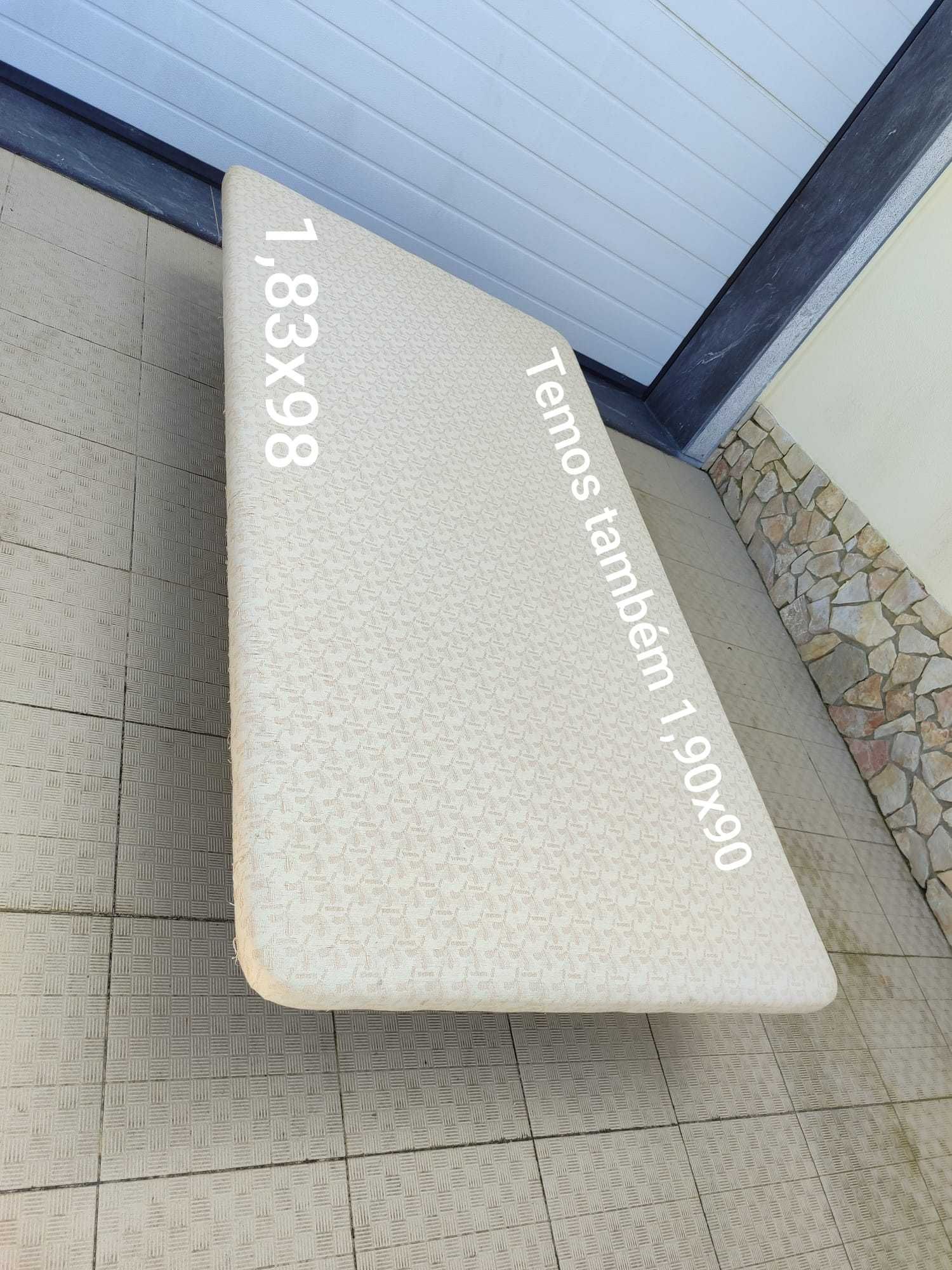 Estrado com pés 1,90x90 possibilidade de entrega