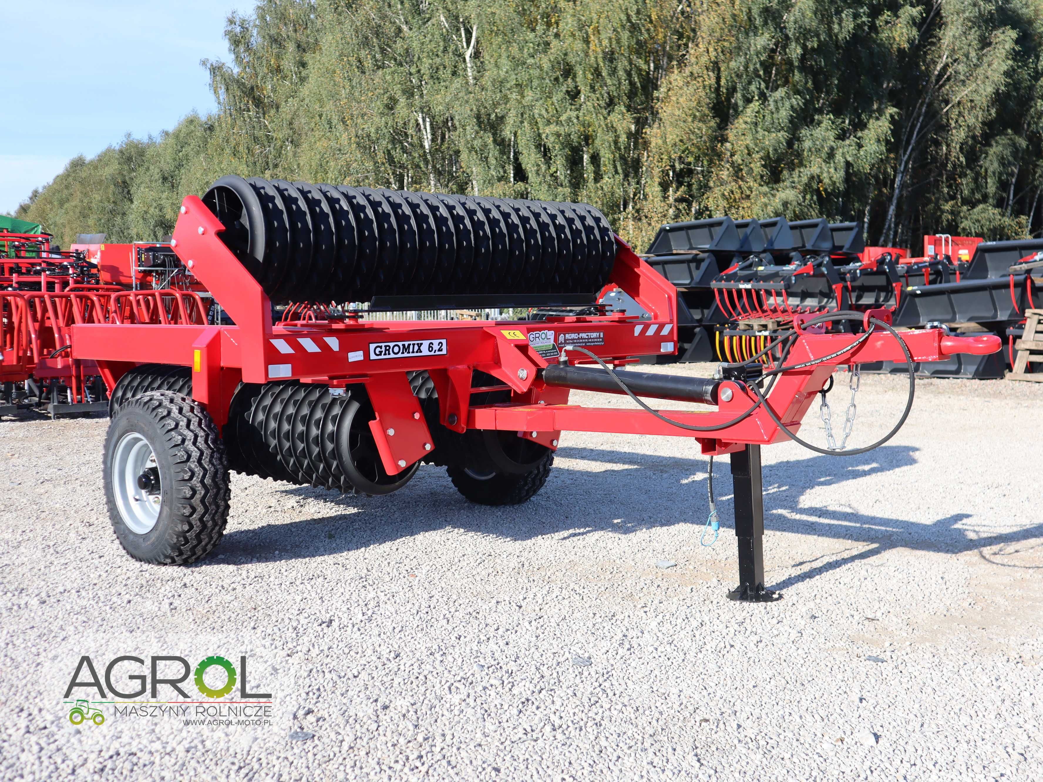 Wał posiewny; uprawowy; TRIO 3,0m; 3,4m fi500 Agro-Factory cambridge