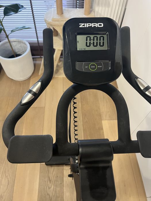 Rower treningowy, spinningowy, stacjonarny Zipro Holo 2