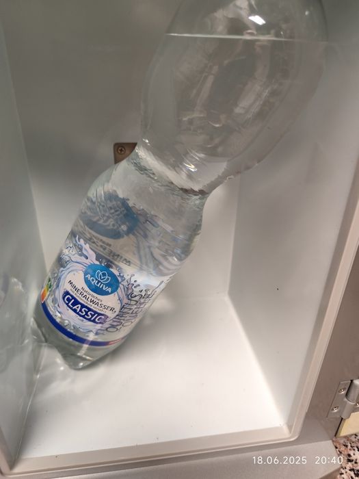 Автомобільний холодильник