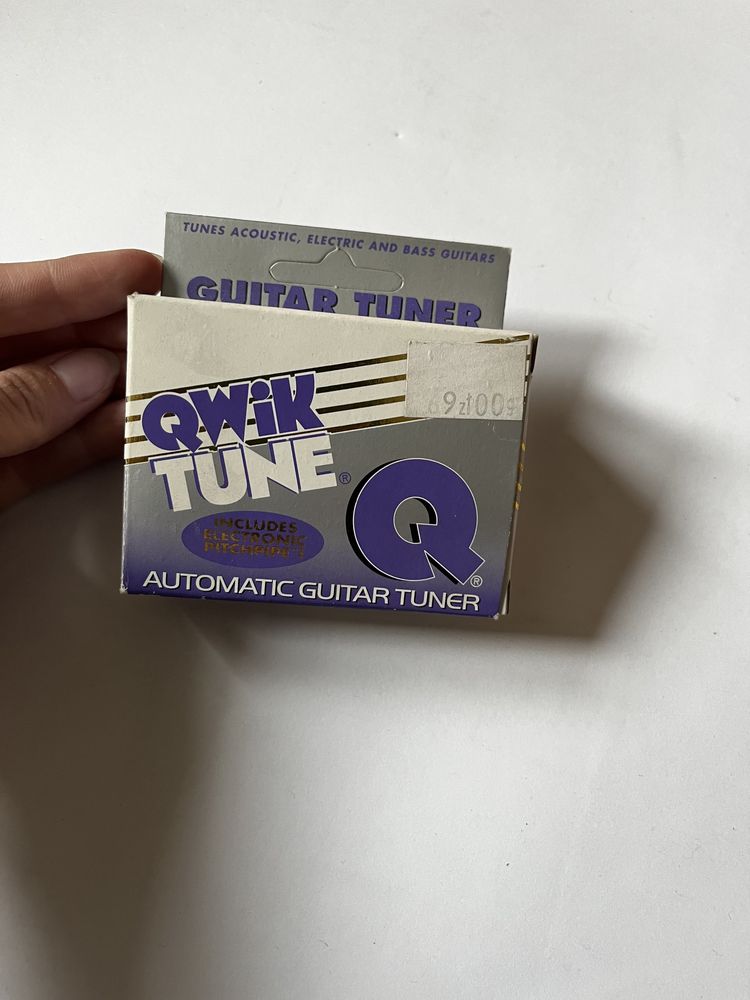 Automatyczny tuner gitarowy - stroik do gitary Qwik Tune