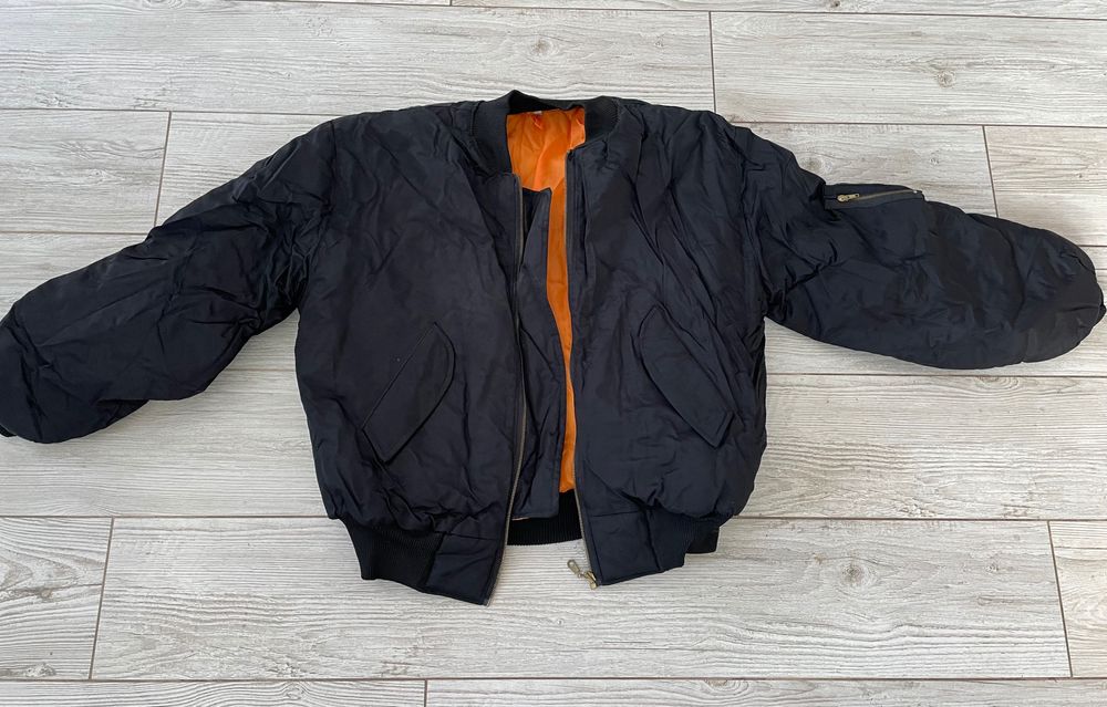 Męska kurtka gruba rozm M