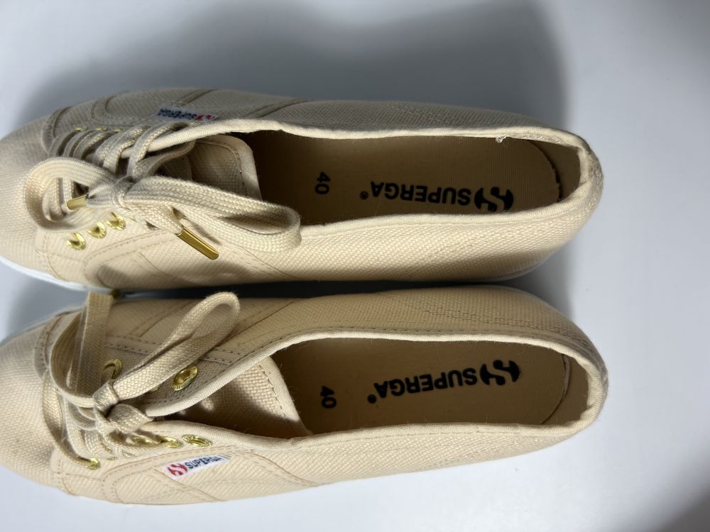 Nowe Superga trampki damskie beżowe 39 outlet