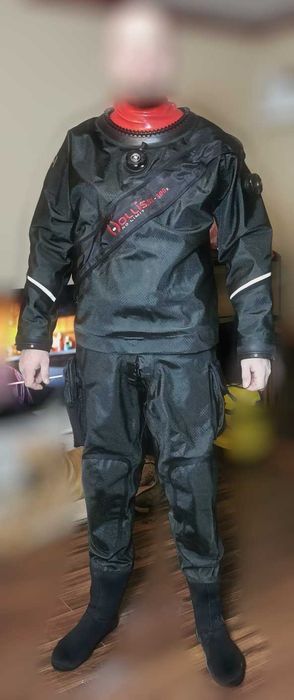 Hollis DX300X – suchy skafander XXL