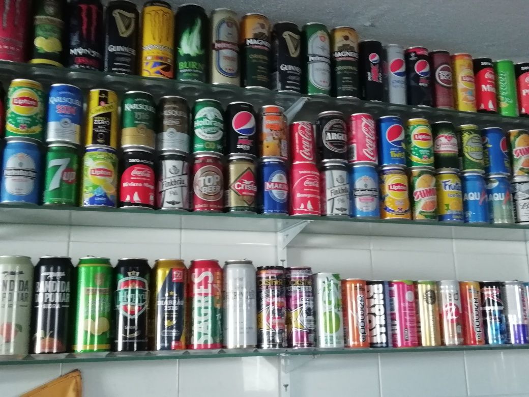 Bonita Colecção Latas De Bebidas  Vários Países Cerveja Sumos e Outras