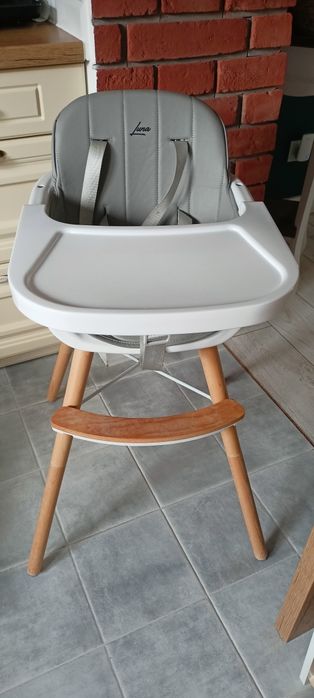 Kubełkowe krzesełko do karmienia