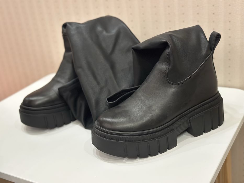 Шкіряні жіночі ботфорди  (демісезон, єврозима)