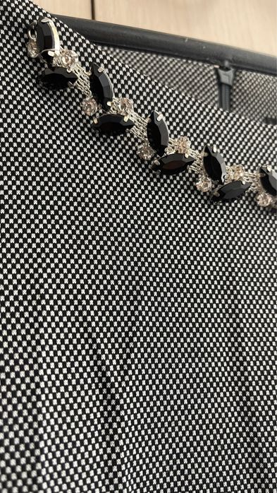 Сукня жіноча (офісний варіант)