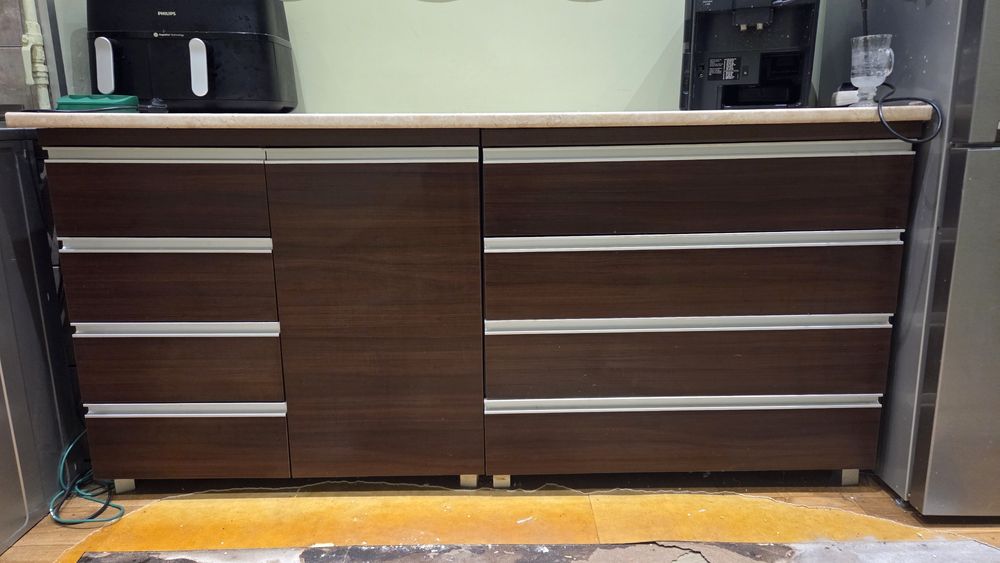 Komody Bodzio meble.  Prawie nowe