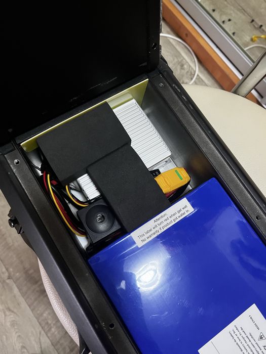 Батарея до kukirin g2 master 52v 20.8a пишіть домовимось!