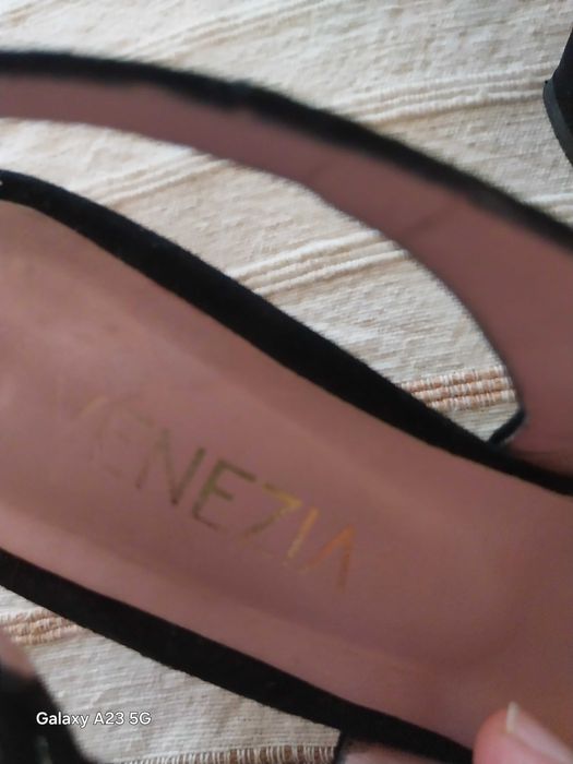 Buty damskie Gino Rossi roz,39 wkładka 26 cm skóra