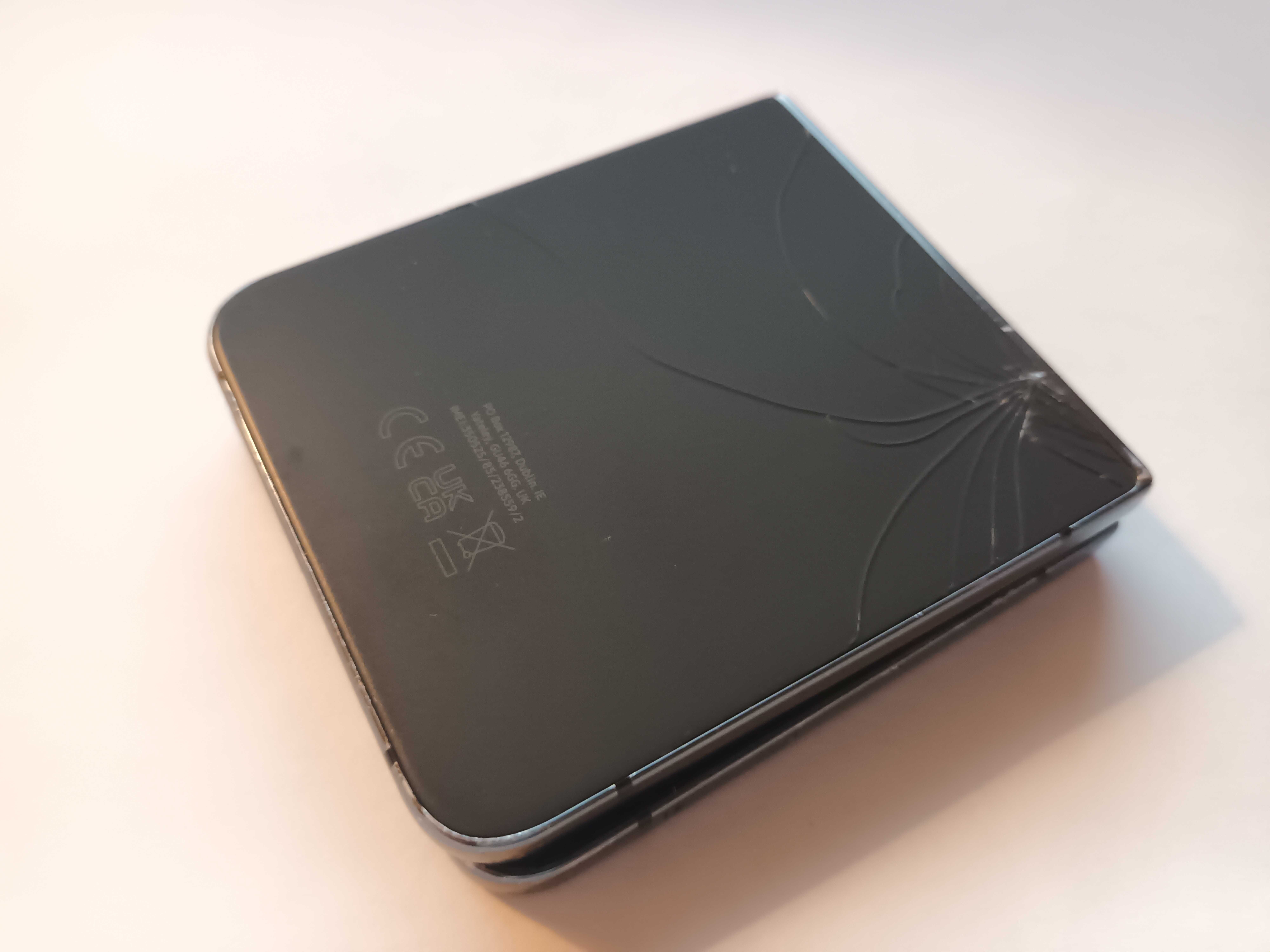 Samsung Galaxy Z Flip 4