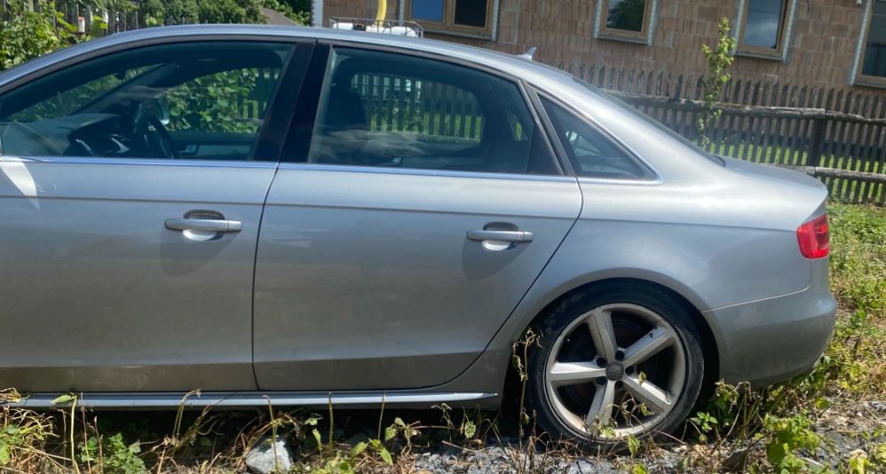 Audi a4 b8 LY7G двері передні задні задня ліва права передня а4 б8