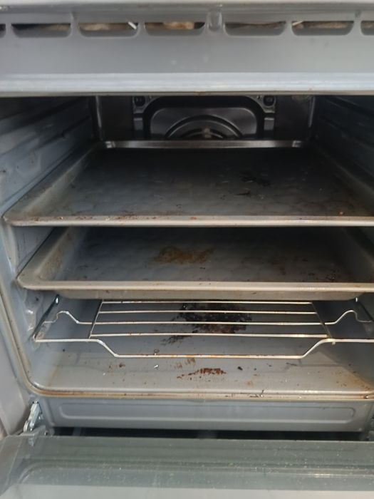 Kuchenka gazowa -elektryczna