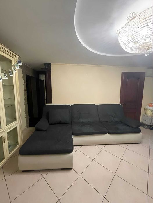 Продаж 3-кімнатної квартири: просп. Олександра Поля (Кірова), буд. 64