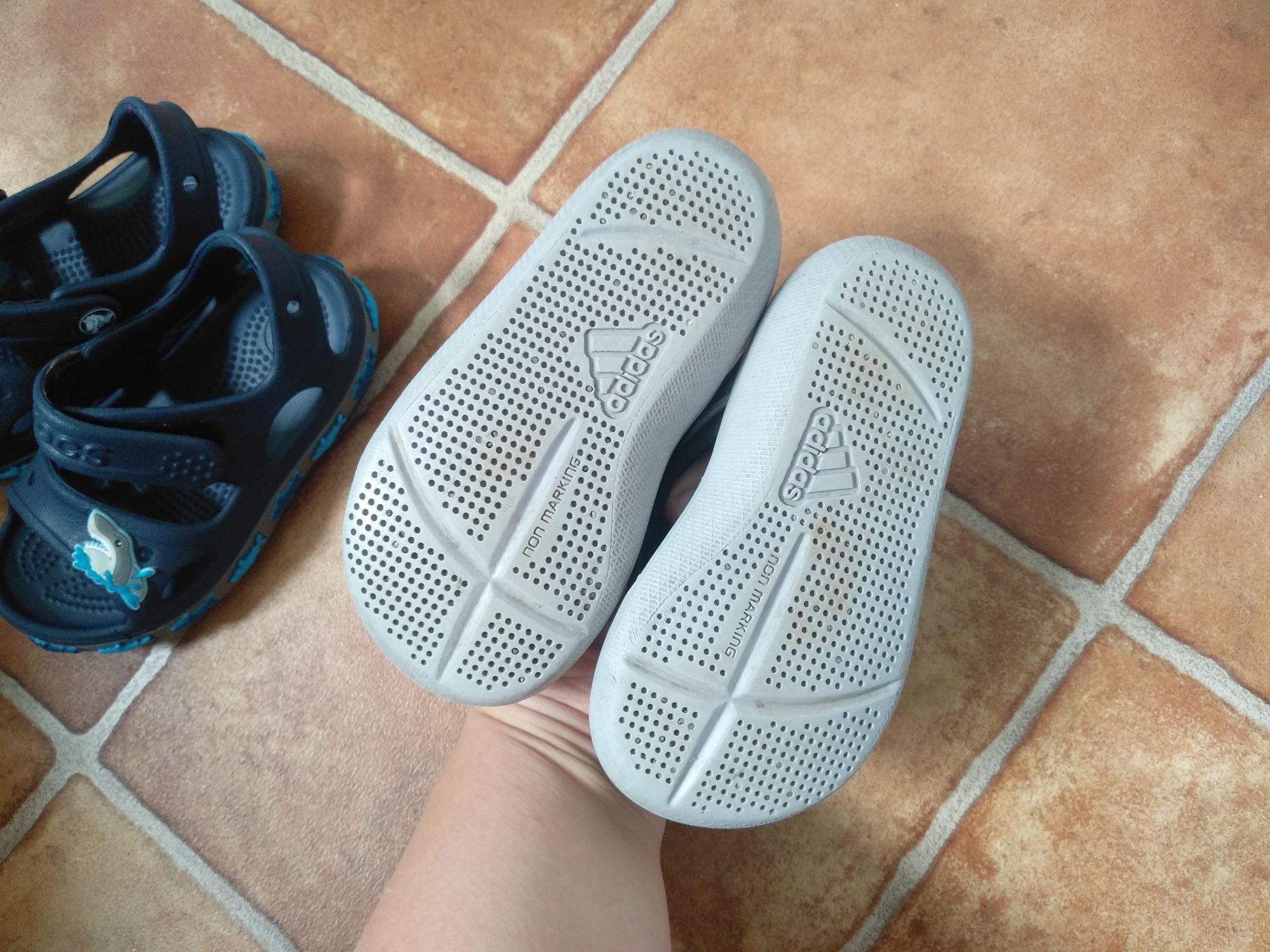 Взуття дитяче Crocs Adidas c7