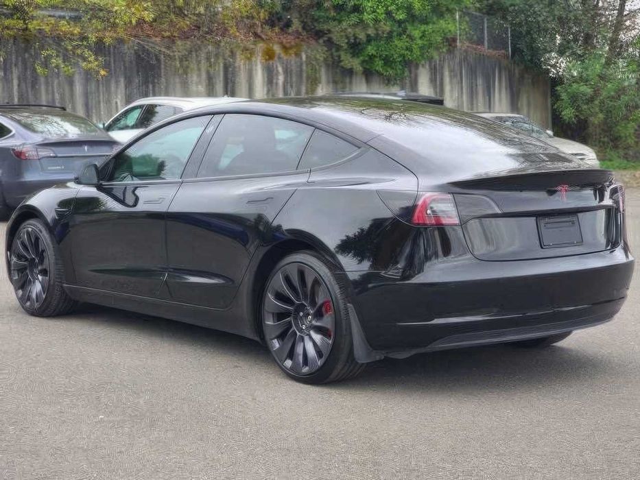 Tesla Model 3 Performance      2021