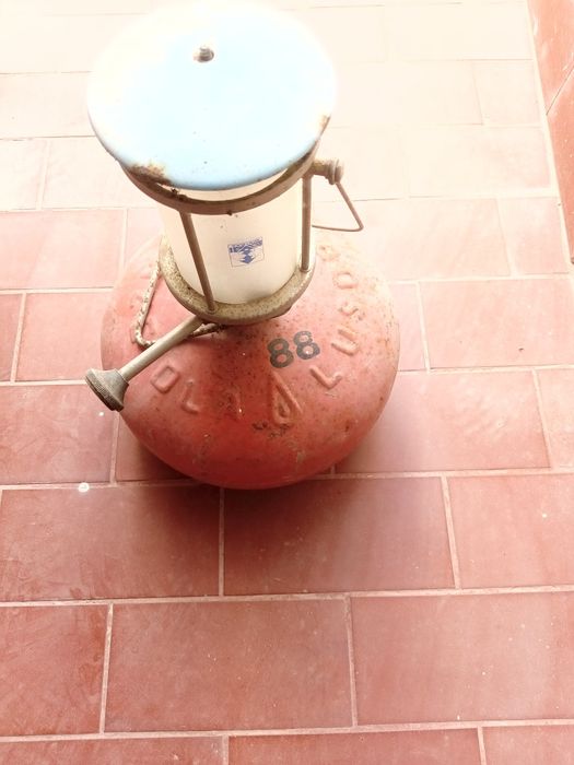 Um fogão a gás dos anos 60