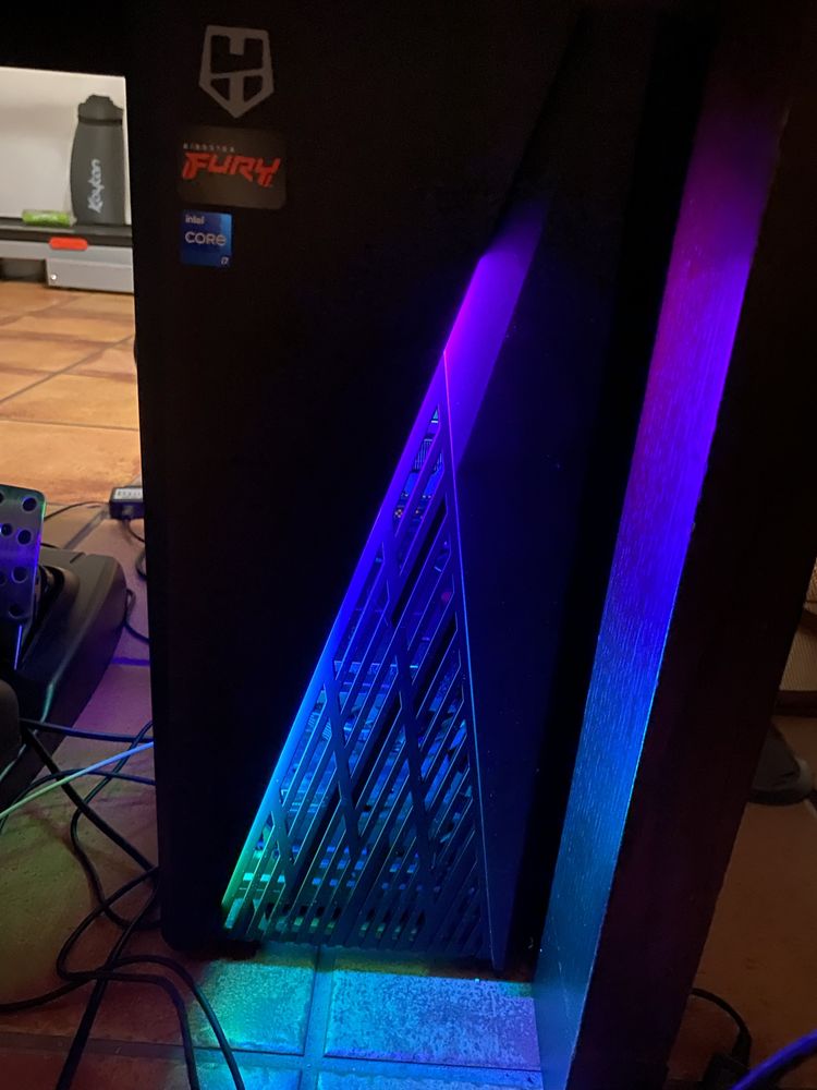 Pc (sem discos de armazenamento)