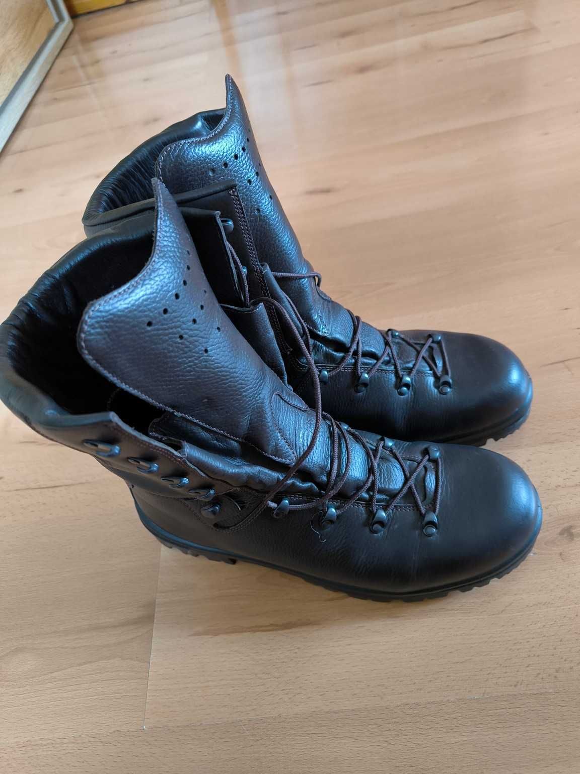 Buty wojskowe zimowe rozmiar 30,5