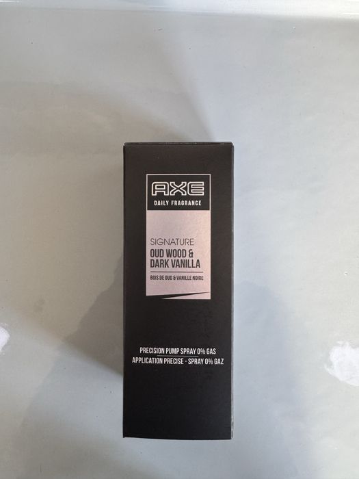 Perfume Axe Signature Oud Wood & Dark Vanilla