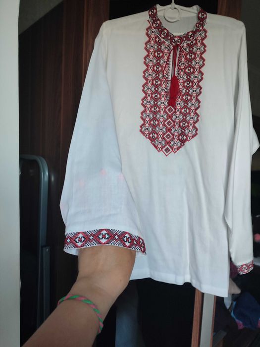 Вишиванка чоловіча нова, розмір 52, 54,56