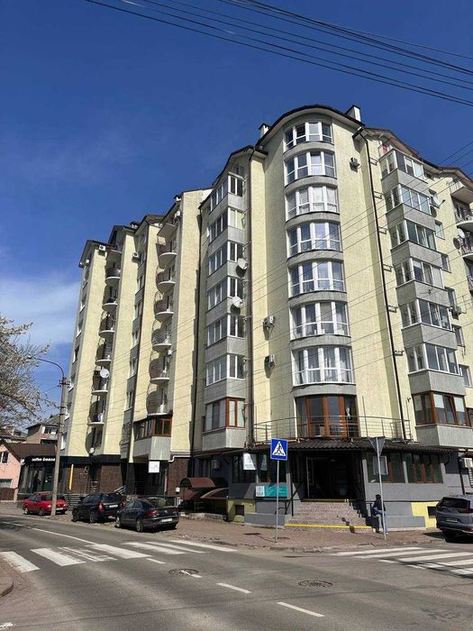 Центр! Здана квартира, 74.5 м2 на 7 поверсі , сирець.