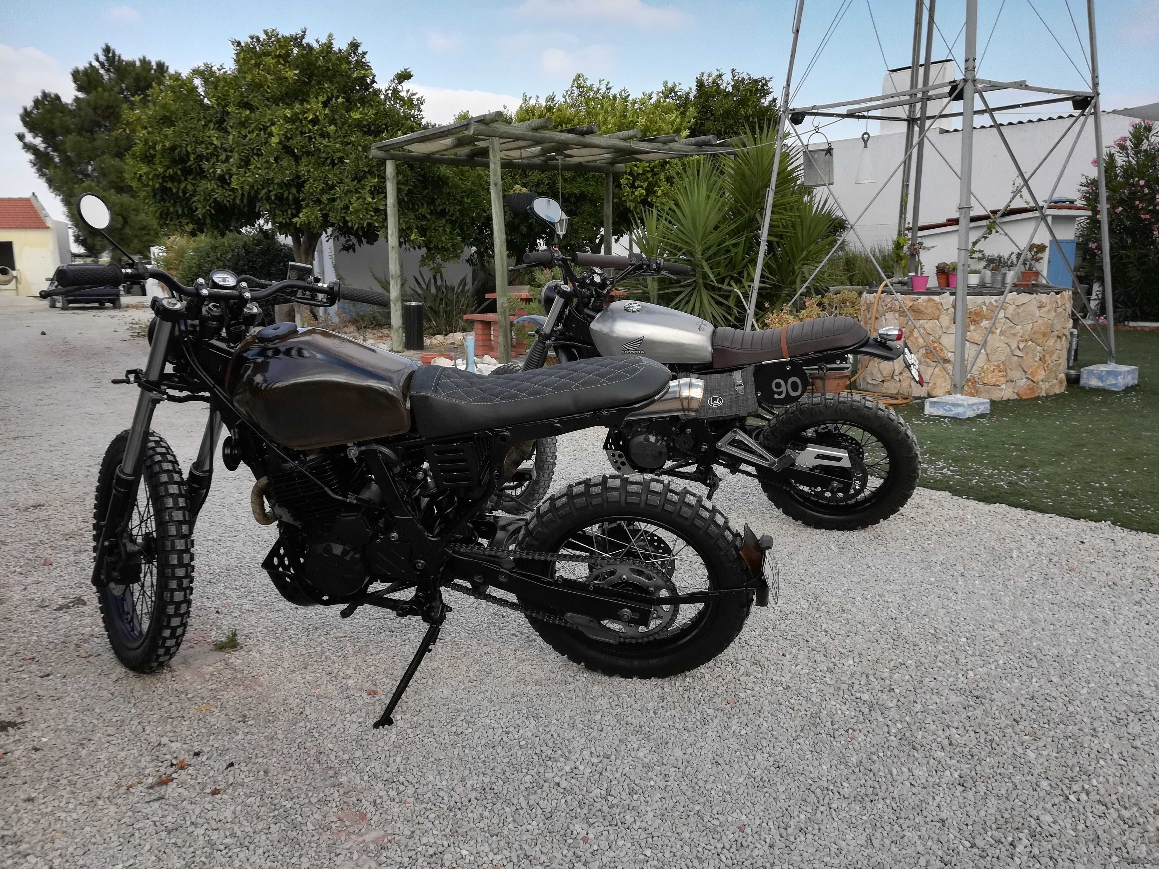 Honda NX 650 Dominator Scrambler