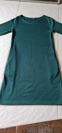 Zielona sukienka na wiosnę i lato 2024