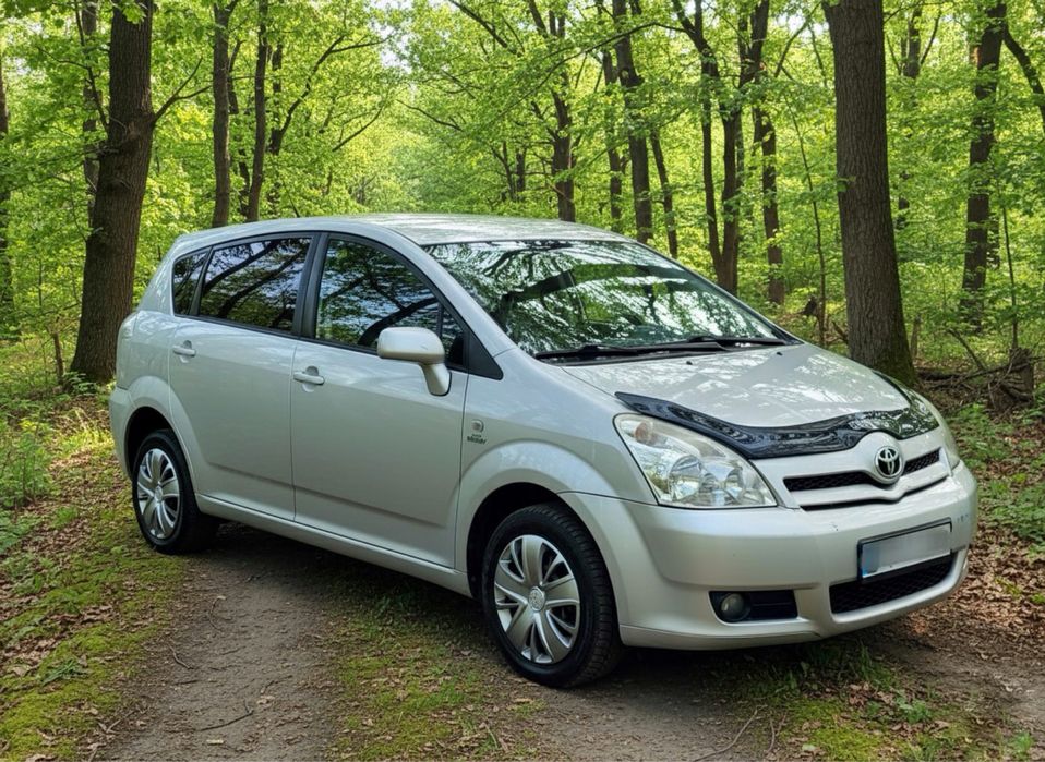 Тойота Корола Версо 2007рік 7місць