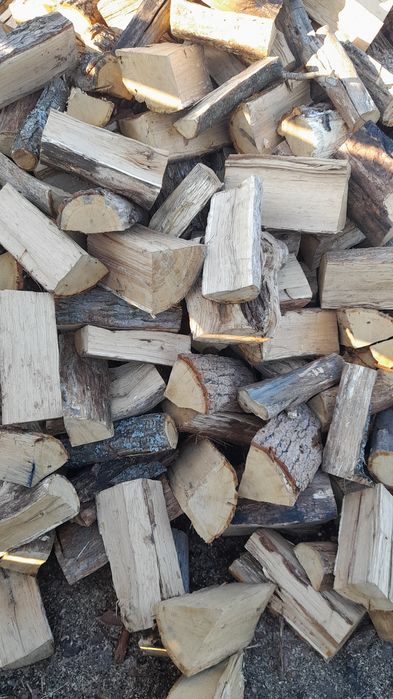 Продаєм дрова з доставкою