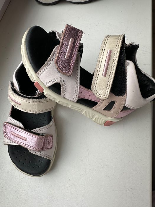 Сандалі ECCO 22 розмір дівчинці