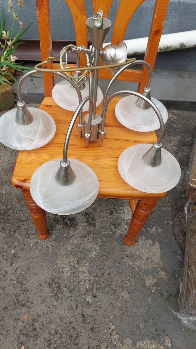 Żyrandol pokojowy