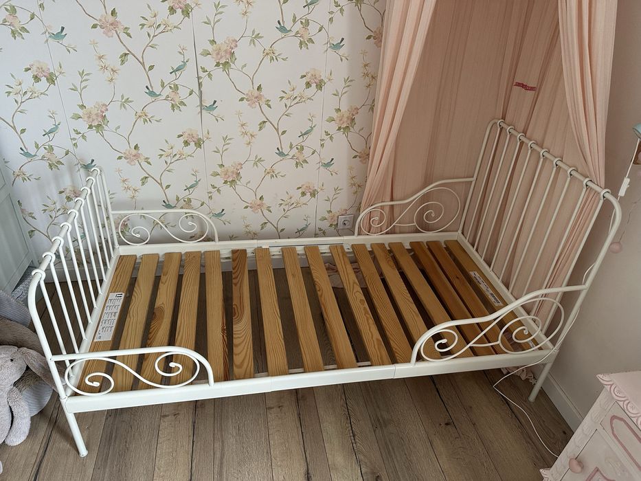 cama infantil criança MINNEN do IKEA, cor branca com colchão