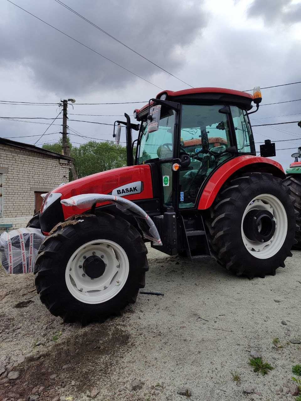Універсальний трактор Basak 2110 S (110 к.с.)