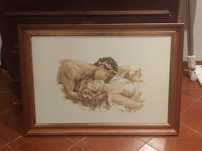 Quadro com moldura em madeira e frente de vidro