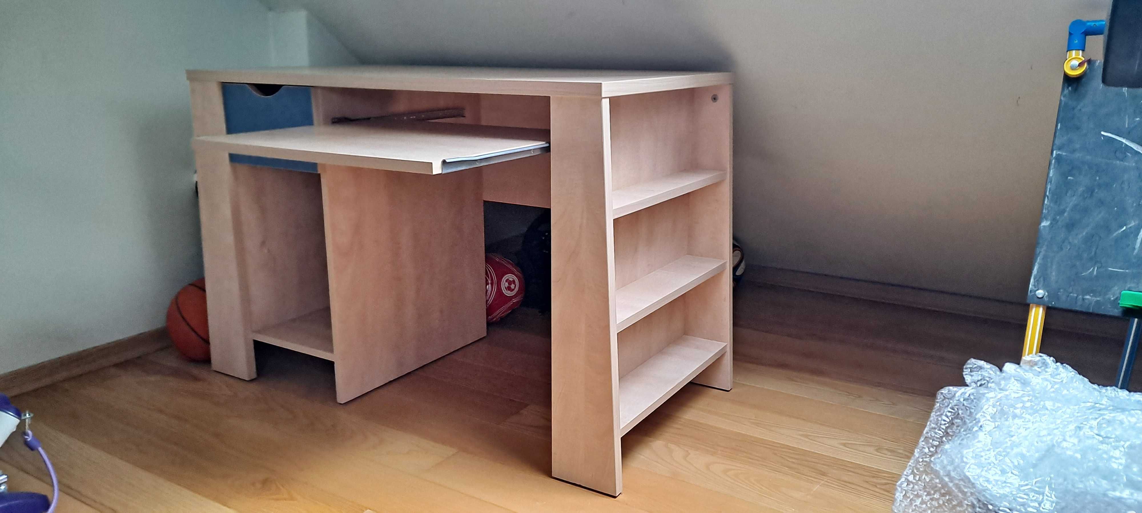 Komplet mebli do pokoju dziecka