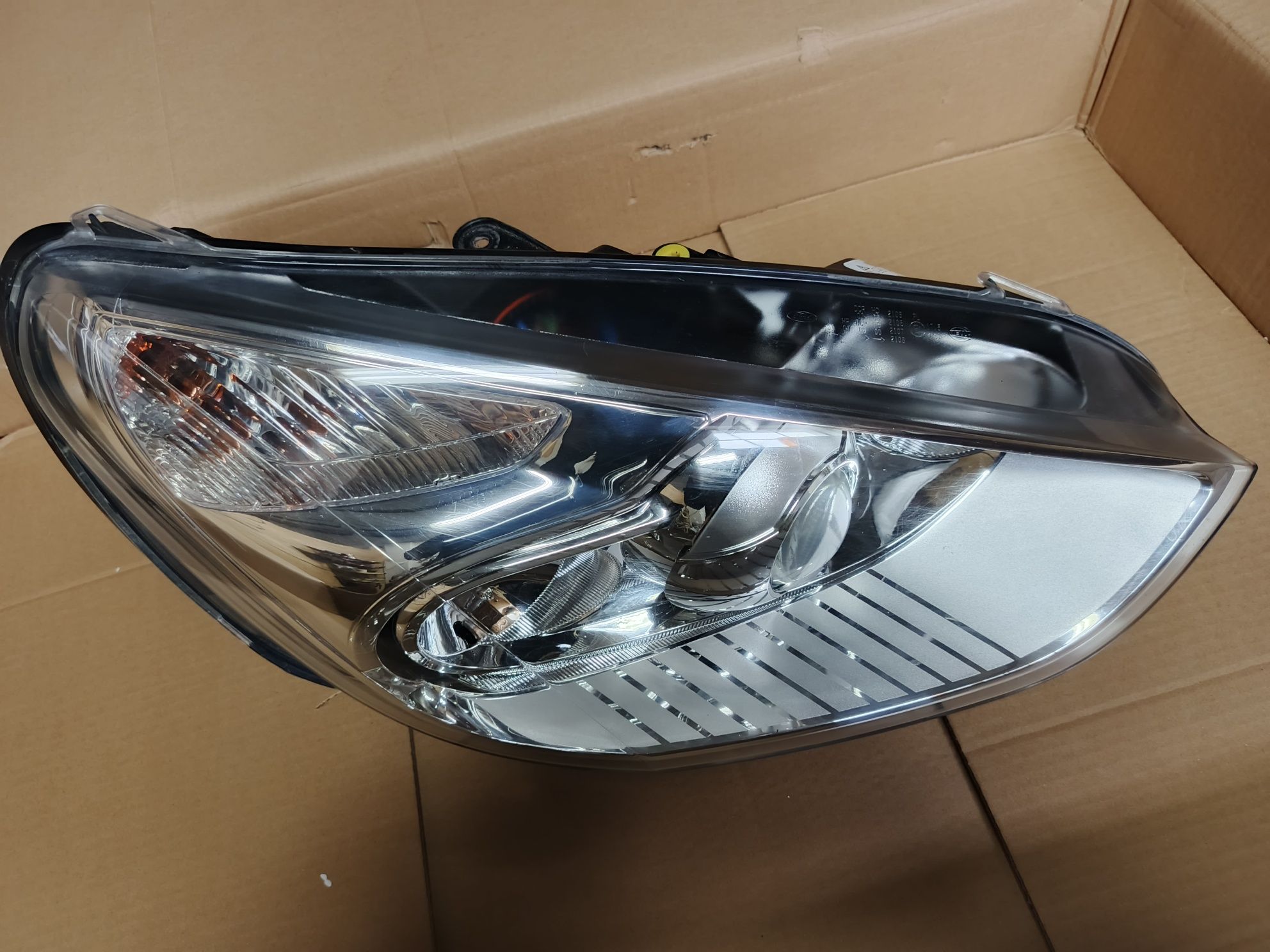 Ford Galaxy, S max lampa Xenon Bi Xenon
