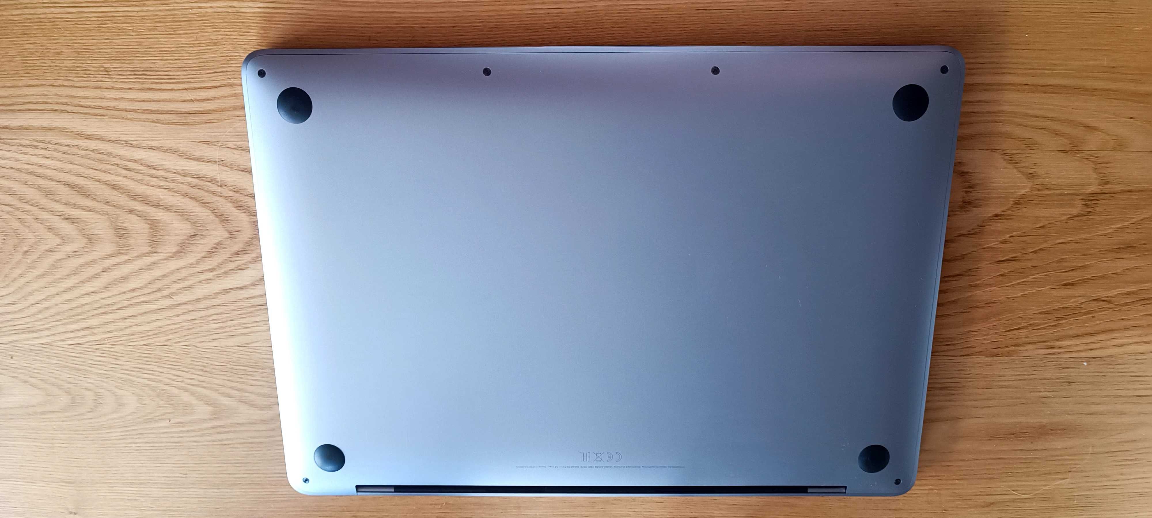 Macbook Pro 13" 2020 M1 16/256 A2338